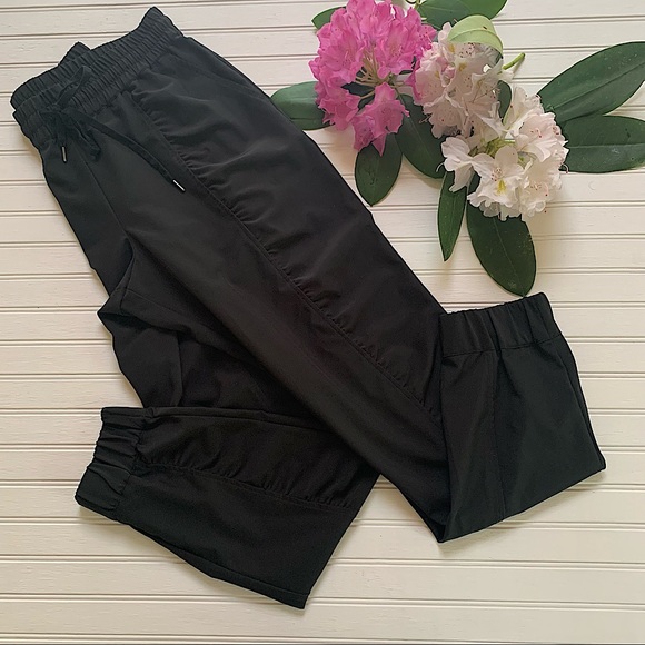 Garnet Hill Black Ruched Recycled Jogger Pant - Picture 2 of 9